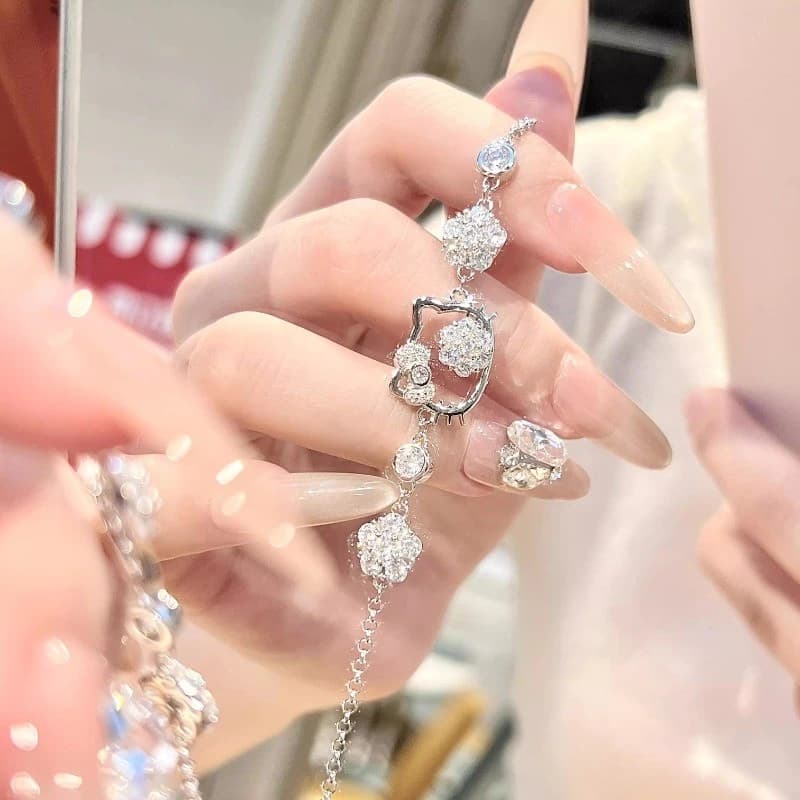 Lắc Tay Charm Mèo Kitty Đính Pha Lê Cao Cấp – Phong Cách Hàn Quốc Lắc Tay Charm Mèo Kitty Đính Pha Lê Cao Cấp – Phong Cách Hàn Quốc
